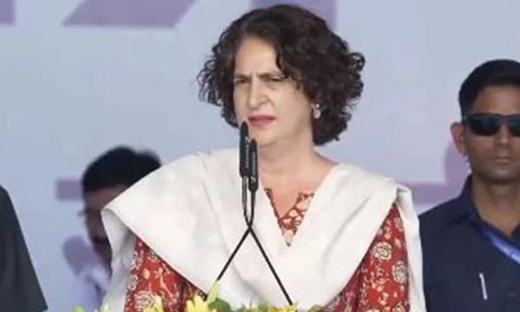 Priyanka slams EC, says it must rethink if it believes its responsibility is only towards BJP