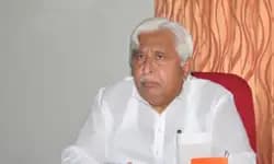 Have not received notice on no-confidence motion: K'taka min Patil