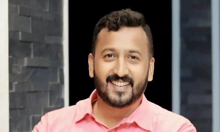 Victim posts emotional message after MLA Mamkootathil arrest