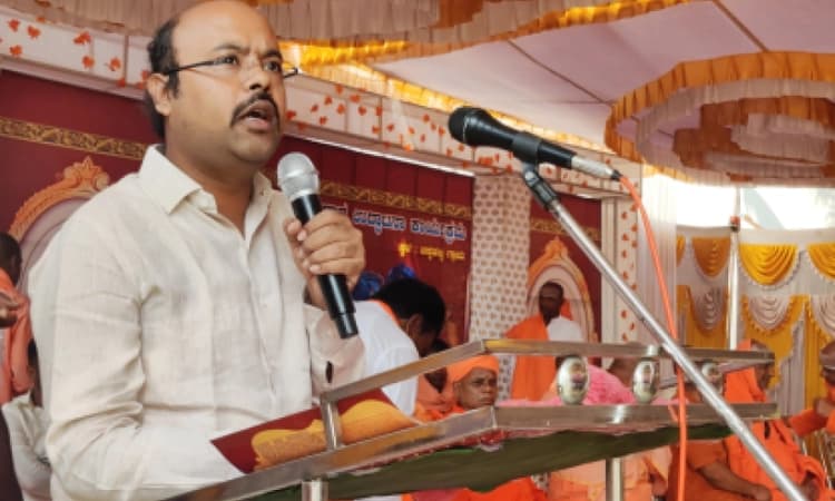 AICC likely to issue notice to Yathindra Siddaramaiah over repeated controversial statements