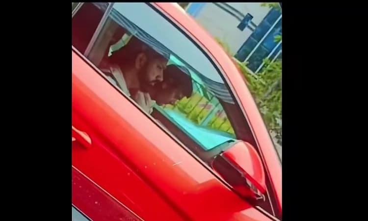 Rohit Sharma gets stuck in Mumbai traffic while driving Lamborghini