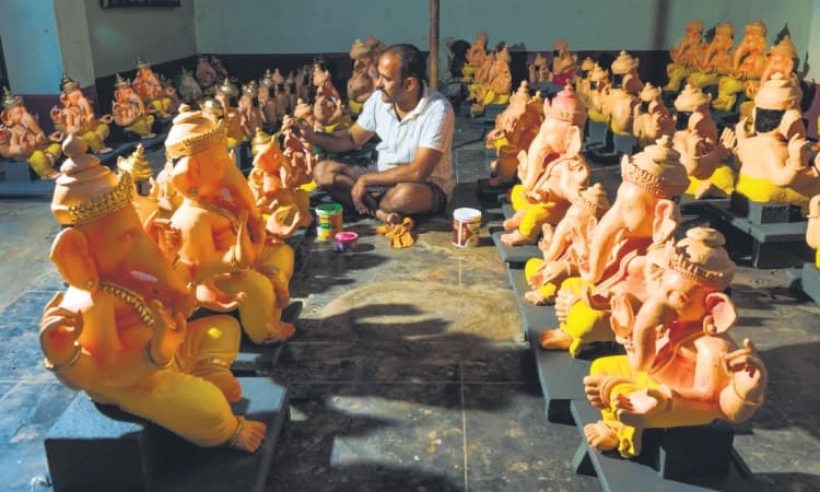 Udupi city gears up for Ganesh Chaturthi with eco-friendly idols