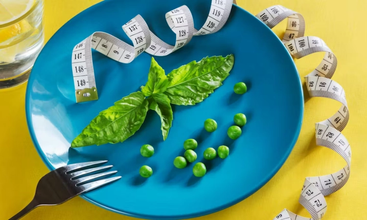 Social media nutrition misinformation fuels food-based attachments