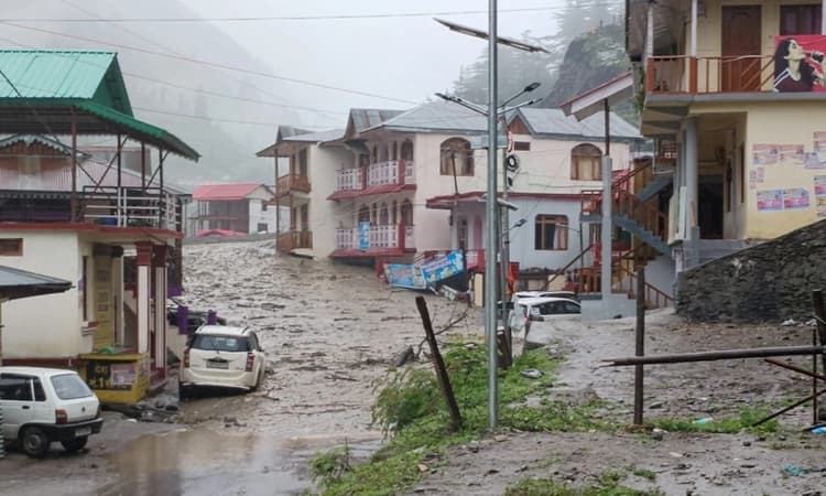Uttarkashi: Rescuers retrieve 1 body in flood-struck Dharali; Modi speaks to Dhami, offers help