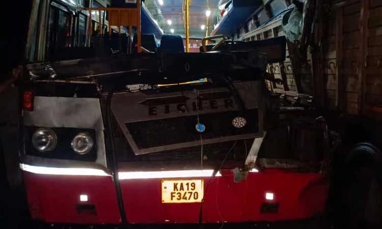 Three killed, 7 injured as KSRTC bus rams into parked lorry in Yellapur 