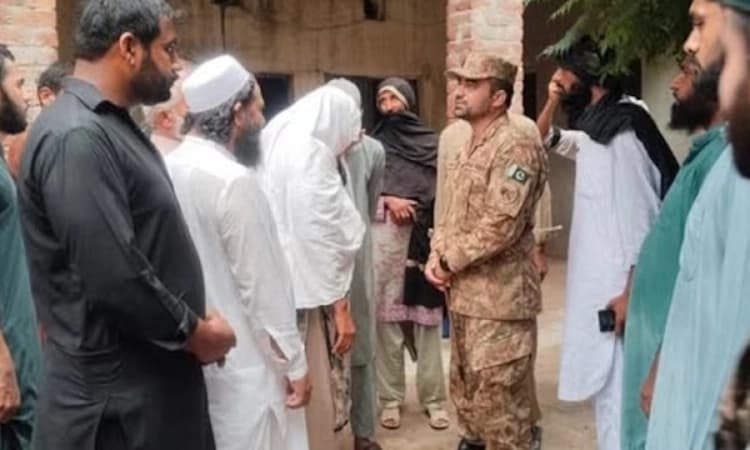 Pakistan army officers seen paying tribute at grave of LeT terrorist killed in Operation Sindoor