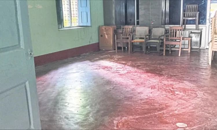 Leaking office rooms force agriculture department staff in Siruguppa to work in fear