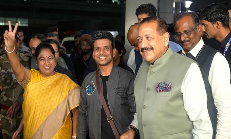 Shubhanshu Shukla returns to India to a warm welcome