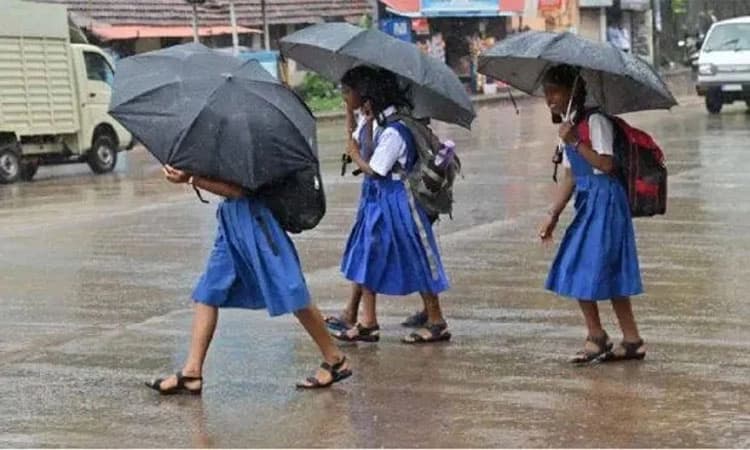 Heavy rains in Mumbai for 3rd day, low-lying areas inundated