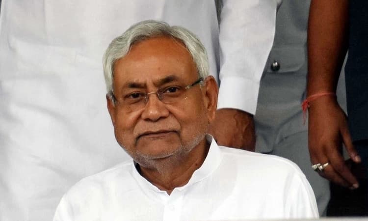 'He cared only about his family while we work for all': Nitish in veiled dig at Lalu