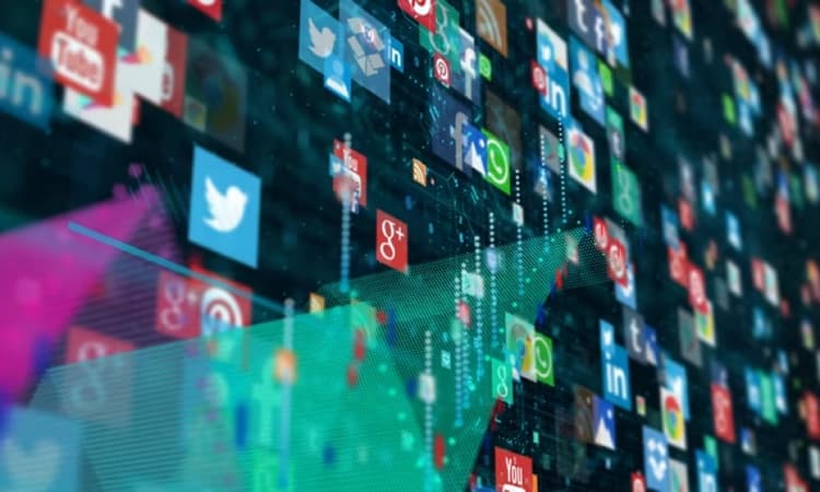 From Communication to Culture: How Mobile Apps Are Shaping India’s Digital Lifestyle in 2025