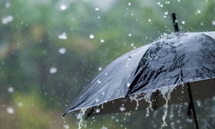 Heavy rain and thunderstorms lash DK, orange alert issued for two days