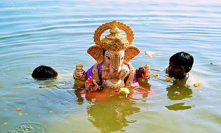 Bengaluru: Liquor ban in parts of city during Ganesh immersion, traffic diversions announced