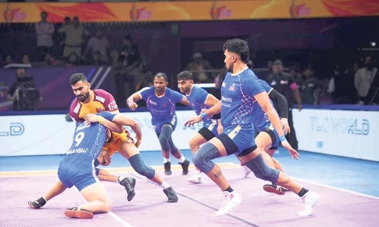 Pro Kabaddi League: Tamil Thalaivas edge out Titans; Puneri Paltan win in tie-breaker