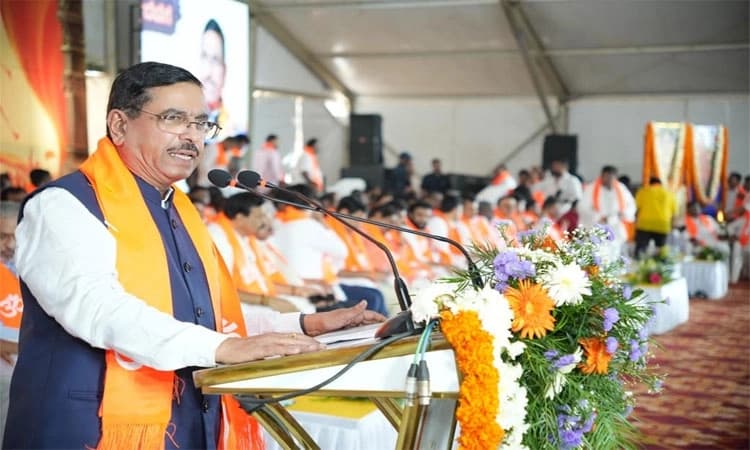 BJP holds mega rally in Dharmasthala, demands central probe into allegations of murders, burials