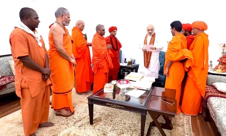 Seers urge NIA probe into Dharmasthala case