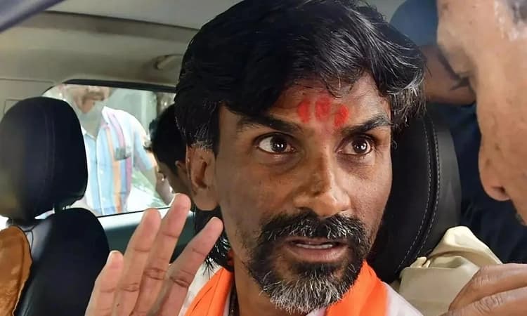 Maratha quota: Talks with govt delegation fail, Jarange firm on continuing protest