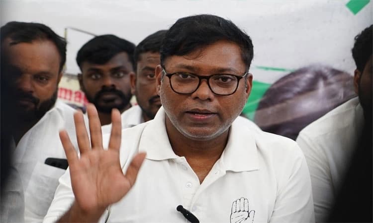 Sasikanth Senthil files defamation case against MLA Janardhan Reddy for linking him with Dharmasthala case