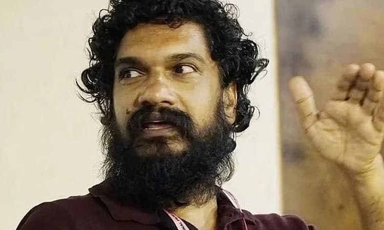 Malayalam filmmaker Sanal Kumar Sasidharan detained at Mumbai airport