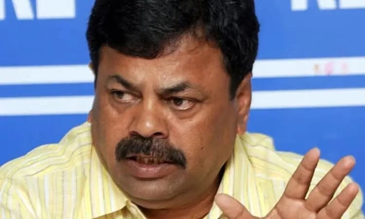 Maddur: Irfan from Channapatna who incited stone pelting should be expelled