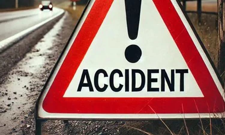 Magadi: ಖಾಸಗಿ ಬಸ್ ನ ಚಕ್ರ ಸ್ಪೋಟ, ಬೈಕ್ ಗೆ ಡಿಕ್ಕಿ; ಸವಾರಿಬ್ಬರು ಸ್ಥಳದಲ್ಲೇ ಸಾ*ವು