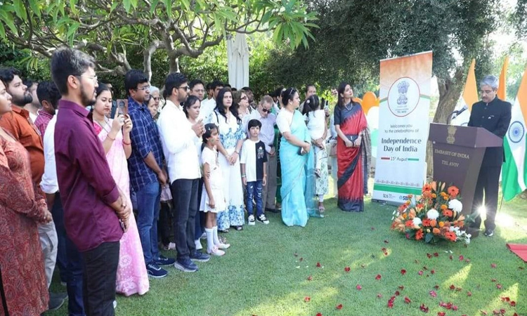 ವಿದೇಶಿ ಭಾರತೀಯರಿಂದ 79ನೇ ಸ್ವಾತಂತ್ರ್ಯ ಸಂಭ್ರಮ ಆಚರಣೆ