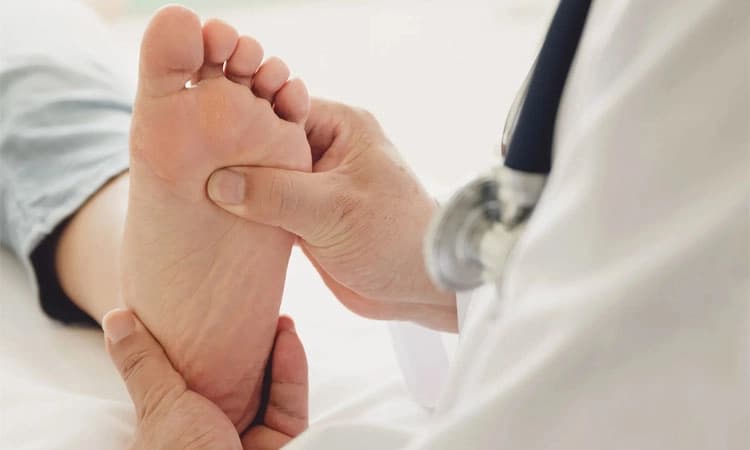 Diabetes: ಮರೆತುಹೋಗಬಲ್ಲ ವಿಷಯ- ಮಧುಮೇಹದಲ್ಲಿ ಪಾದ ಆರೈಕೆ: "ಸಂವೇದನೆ ನಷ್ಟ- ಸಮಗ್ರ ಅಪಾಯ'