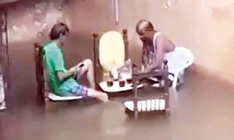 Mumbai: ಮಳೆಗೆ ನಲುಗಿದ್ದ ಮುಂಬಯಿಯಲ್ಲಿ ಸಾಮಾನ್ಯ ಸ್ಥಿತಿಗೆ ಜನಜೀವನ