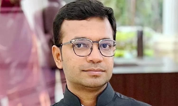 ಶಿಕ್ಷಕರ ದಿನಾಚರಣೆ 2025: ಶಿಕ್ಷಕನೇ ಸಮಾಜ ನಿರ್ಮಾಣದ ಶಿಲ್ಪಿ ; ಬೋಧನೆ ಒಂದು ತಪಸ್ಸು...