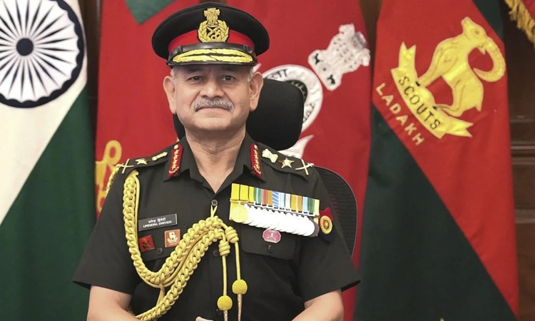 INDvsPAK: ಆಪರೇಷನ್‌ ಸಿಂದೂರ ಮೂರೇ ದಿನಕ್ಕೆ ಮುಗಿದಿರಲಿಲ್ಲ..: ಸೇನಾ ಮುಖ್ಯಸ್ಥ ಜ.ದ್ವಿವೇದಿ