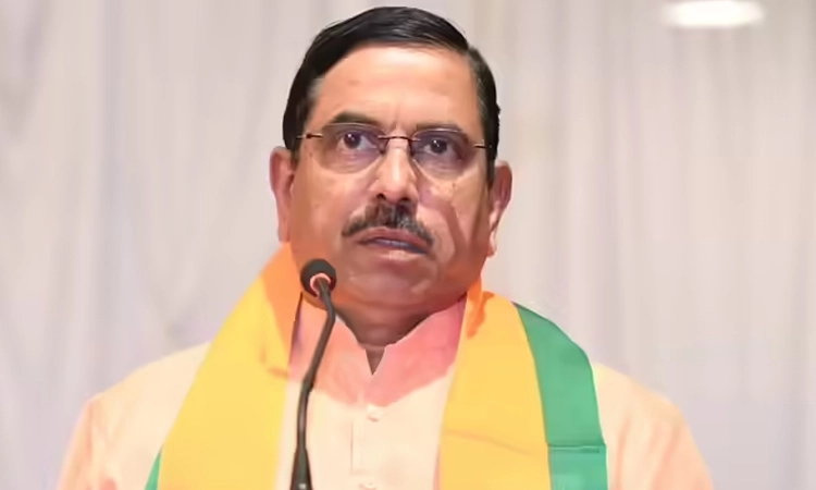 ತಹಶೀಲ್ದಾರ್, ಉಪನೋಂದಣಾಧಿಕಾರಿ, ಸಾರಿಗೆ ಇಲಾಖೆಯಲ್ಲಿ ಭ್ರಷ್ಟಾಚಾರ ಹೆಚ್ಚಿದೆ: ಪ್ರಹ್ಲಾದ ಜೋಶಿ