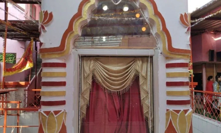 30 ವರ್ಷ ಬಳಿಕ ಶ್ರೀನಗರದಲ್ಲಿ ಶಾರದಾ ದೇಗುಲ ಪುನಾರಂಭ