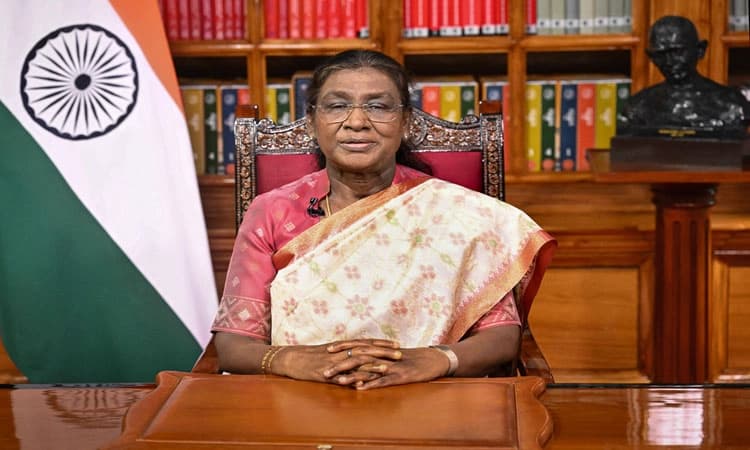 ಭಯೋತ್ಪಾದನೆ ವಿರುದ್ಧದ ಹೋರಾಟದಲ್ಲಿ ʼಆಪರೇಷನ್‌ ಸಿಂಧೂರʼ ಐತಿಹಾಸಿಕ ಹೆಗ್ಗುರುತು:ರಾಷ್ಟ್ರಪತಿ