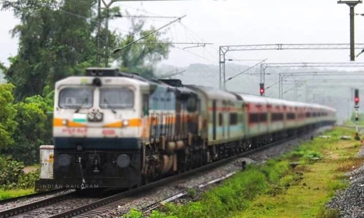 Mangaluru: ಪ್ರಯಾಣಿಕರ ಅನುಕೂಲಕ್ಕಾಗಿ ರೈಲು ಹೆಚ್ಚುವರಿ ನಿಲುಗಡೆ