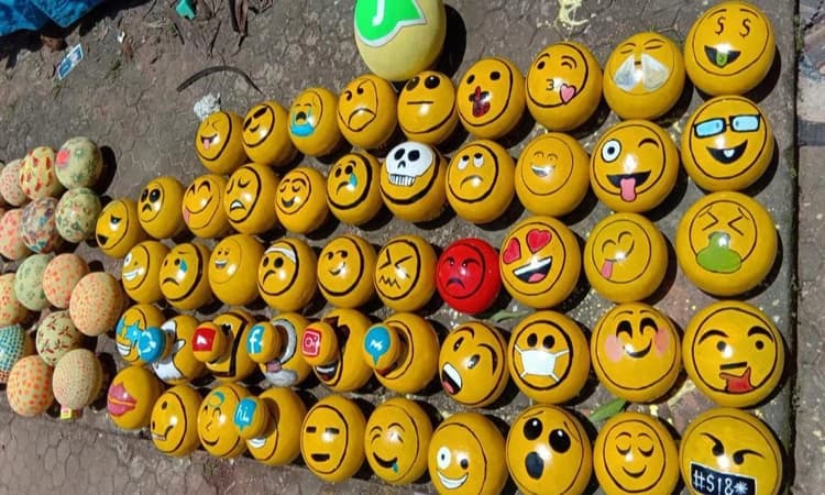 ಶ್ರೀಕೃಷ್ಣಜನ್ಮಾಷ್ಟಮಿ ವಿಶೇಷ:  ಮೊಸರು ಕುಡಿಕೆಗೆ "ಅಟ್ಟಳಿಗೆ'ಯೇ ಶೃಂಗಾರ!