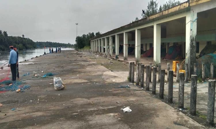 ಕೊಡೇರಿ:ಜೆಟ್ಟಿ ಎತ್ತರ ಹೆಚ್ಚಳದಿಂದ ಸಮಸ್ಯೆ- ಬ್ರೇಕ್‌ ವಾಟರ್‌ ಕಾಮಗಾರಿ ವಿಸ್ತರಣೆ ಆಗಿಲ್ಲ