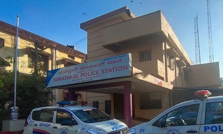 Surathkal: ಬಣ್ಣದ ಮಾತಿಗೆ ಮರುಳಾಗಿ 4.77 ಲ.ರೂ. ಕಳಕೊಂಡರು!