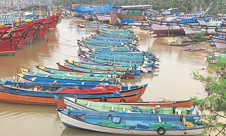 Udupi: ಇನ್ನೂ ಸುಧಾರಿಸದ ಮಲ್ಪೆ ಬಂದರು ನಿರ್ವಹಣ ವ್ಯವಸ್ಥೆ