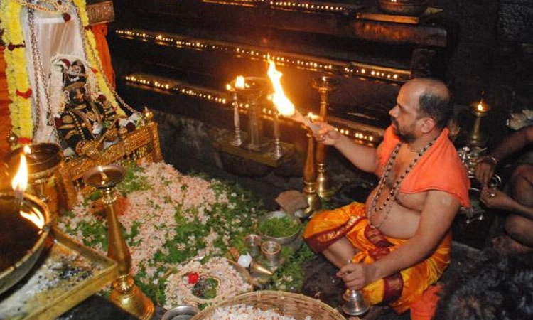 ಗೀತಾರ್ಥ ಚಿಂತನೆ 358-  ಕರ್ಮ-ಜ್ಞಾನ ಮಾರ್ಗದಲ್ಲಿ ಜಿಜ್ಞಾಸೆ