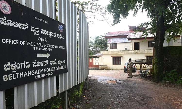 ನಾಳೆಯಿಂದ ಎಸ್‌ಐಟಿ ಮತ್ತೆ ಶೋಧ ಕಾರ್ಯ?; ಇಂದು ಡಿಜಿಪಿ ಮೊಹಂತಿ ಬೆಳ್ತಂಗಡಿಗೆ