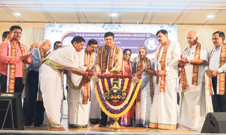 ಎಲ್ಲರನ್ನೂ ಪ್ರೀತಿಸಿ, ಗೌರವಿಸಿದಾಗ ಬದುಕು ಸುಂದರ: ಕಮಲಾಕ್ಷ ಕಾಮತ್‌