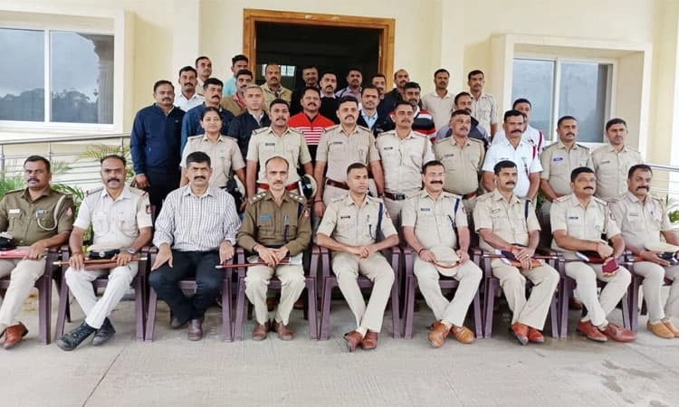 Madikeri: ಪೊಲೀಸರ ಮನೆಯಲ್ಲೇ ಕಳ್ಳತನ: ಆರೋಪಿಗಳ ಬಂಧನ