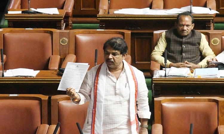 ಆರ್‌ಸಿಬಿ ವಿಜಯೋತ್ಸವದಲ್ಲಿ ಕಾಲ್ತುಳಿತ ದುರಂತಕ್ಕೆ ಸರಕಾರ ಕ್ಷಮೆ ಕೇಳಲಿ: ಆರ್‌.ಅಶೋಕ್‌