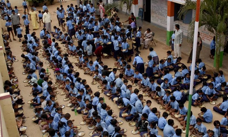 Government School: ಅಳಿವಿನಂಚಿನಲ್ಲಿ ನನ್ನೂರ ಸರಕಾರಿ ಶಾಲೆ