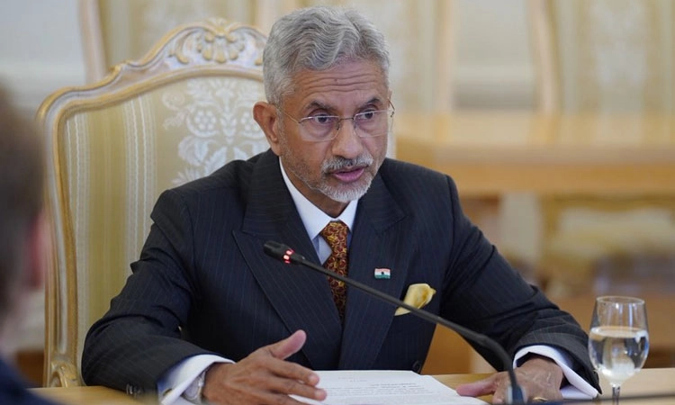 ಇಷ್ಟವಿದ್ದರೆ ಸರಕು ಖರೀದಿಸಿ ಇಲ್ಲದಿದ್ರೆ, ಬಿಟ್ಟು ಬಿಡಿ; ಅಮೆರಿಕಕ್ಕೆ ಜೈಶಂಕರ್‌ ತರಾಟೆ