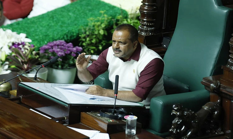 ವಿಧಾನಸಭೆಯಲ್ಲಿ  71 ತಾಸು ಕಲಾಪ, 37 ಮಸೂದೆ ಅಂಗೀಕಾರ: ಯು.ಟಿ.ಖಾದರ್‌  