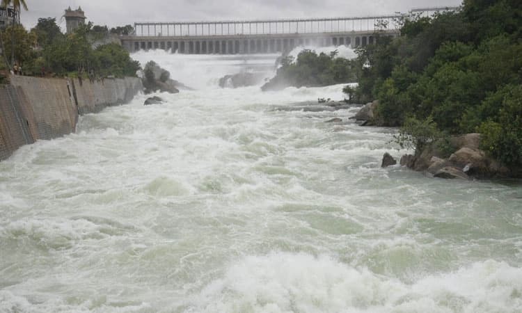 ಮಹಾರಾಷ್ಟ್ರದಿಂದ ಬರುವ 'ನೆರೆ'ಗೆ 5 ಜಿಲ್ಲೆಗಳಲ್ಲಿ ಜಲಪ್ರಳಯ
