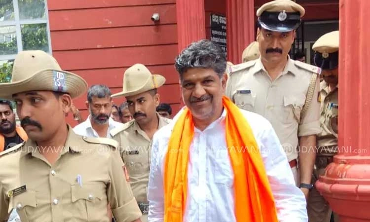 Udupi: ಅವಹೇಳನಕಾರಿ ಹೇಳಿಕೆ: ಮಹೇಶ್‌ ಶೆಟ್ಟಿ ತಿಮರೋಡಿಗೆ ಜಾಮೀನು