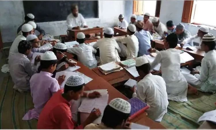 ನವೆಂಬರ್‌ 1ರಿಂದ ಮದ್ರಸಾಗಳಲ್ಲಿ ಕನ್ನಡ ಕಲಿಕೆ; ಕನ್ನಡ ಅಭಿವೃದ್ಧಿ ಪ್ರಾಧಿಕಾರದಿಂದ ಕ್ರಮ