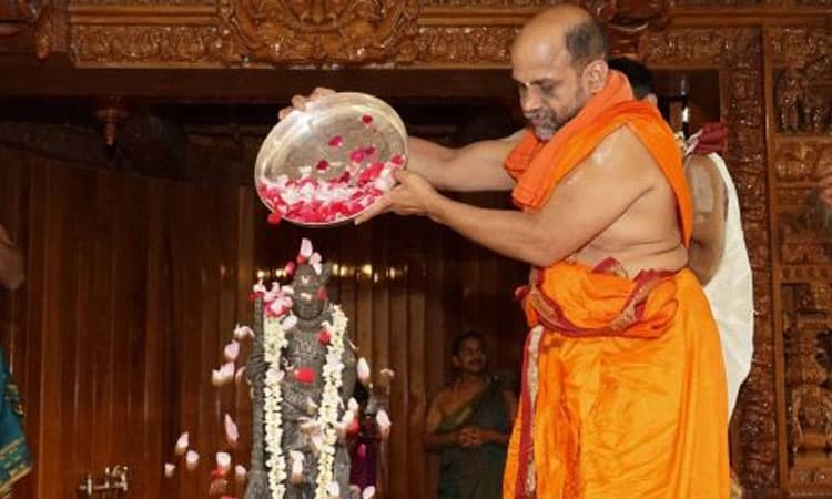 ಗೀತಾರ್ಥ ಚಿಂತನೆ 353- ದೇವರಿಗೆ ಪ್ರಿಯವಾದ ಸೂಕ್ಷ್ಮಕರ್ಮವೂ ಶ್ರೇಷ್ಠ